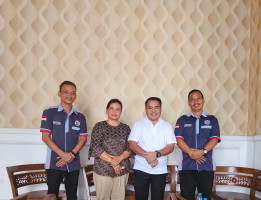 Bapak Aron, S.H bergabung menjadi anggota CU Usaha kita Cabang Sekadau