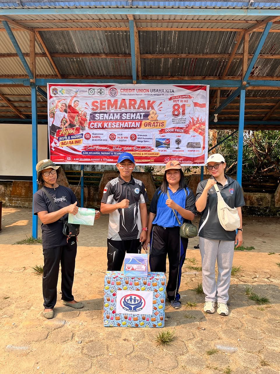 Keikutsertaan KSP CU Usaha Kita pada Kegiatan Senam Sehat dan Cek Kesehatan Gratis di Puskesmas Nanga Taman